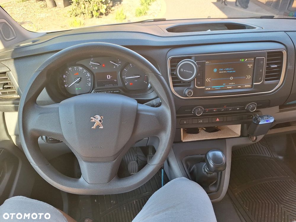 Peugeot Expert - 8
