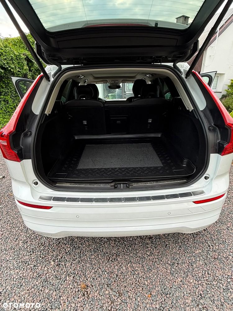 Volvo XC 60 B5 B AWD Ultimate Bright - 19