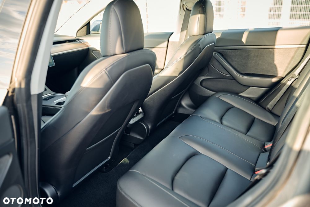Tesla Model 3 Long Range AWD - 13