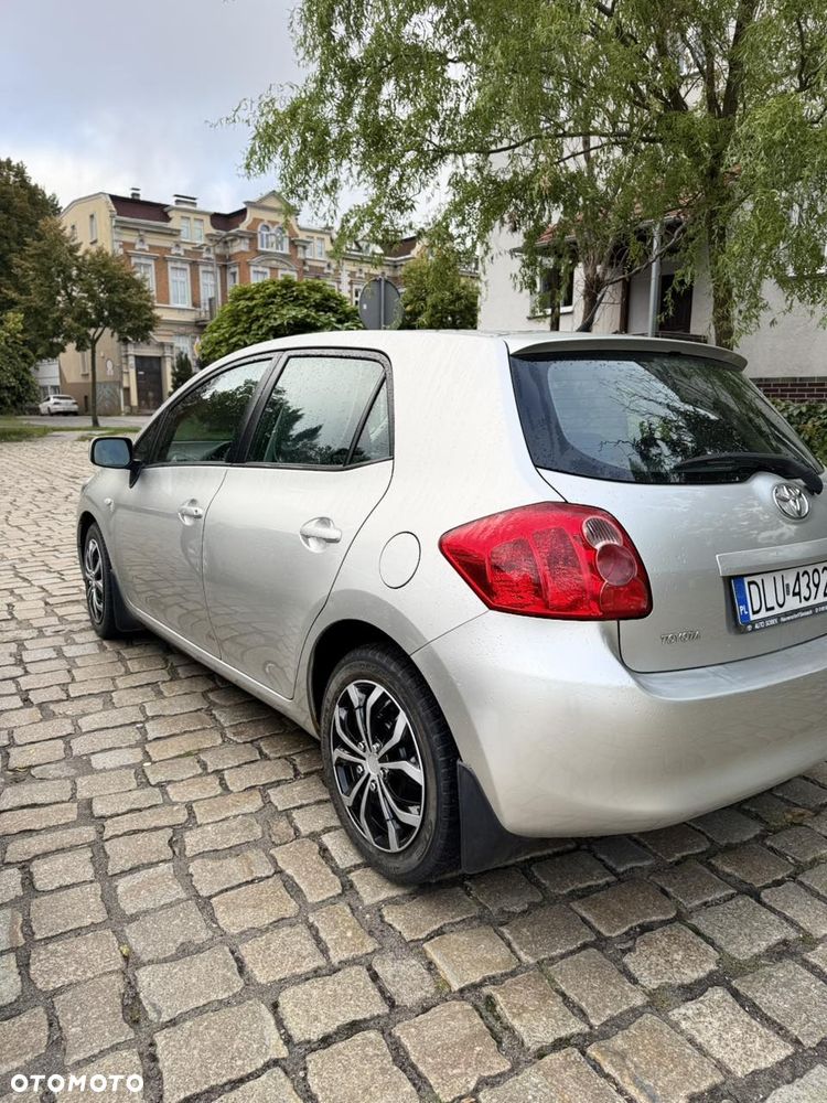 Toyota Auris - 5
