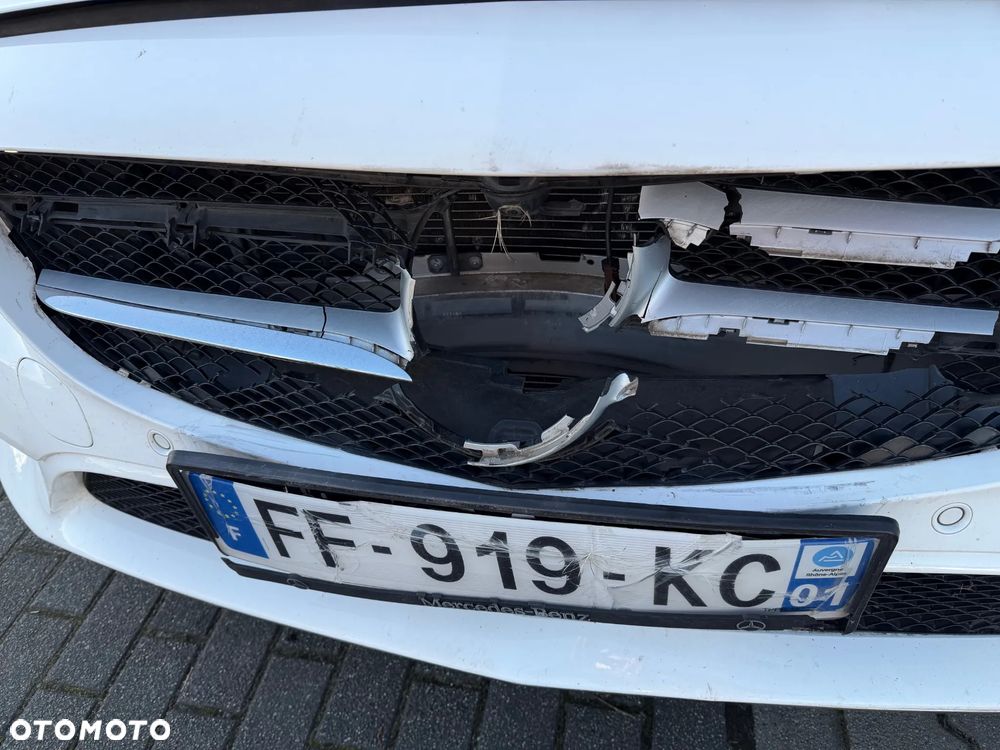 Mercedes-Benz Klasa C 200 4Matic 9G-TRONIC Avantgarde - 11