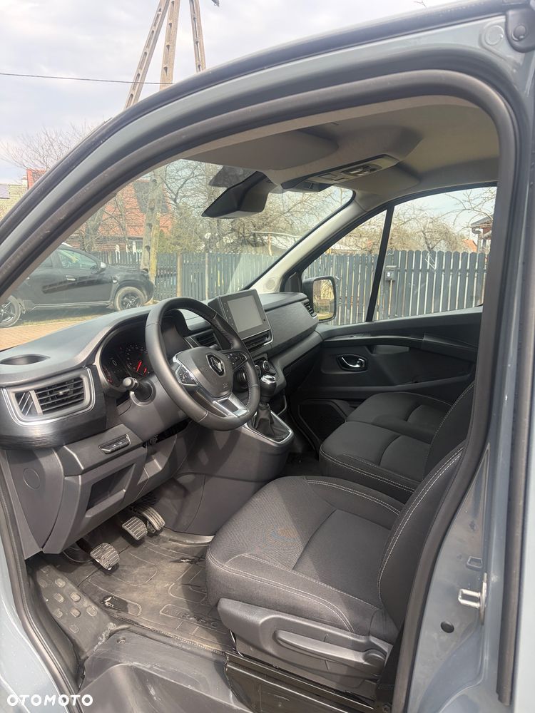 Renault Trafic - 17