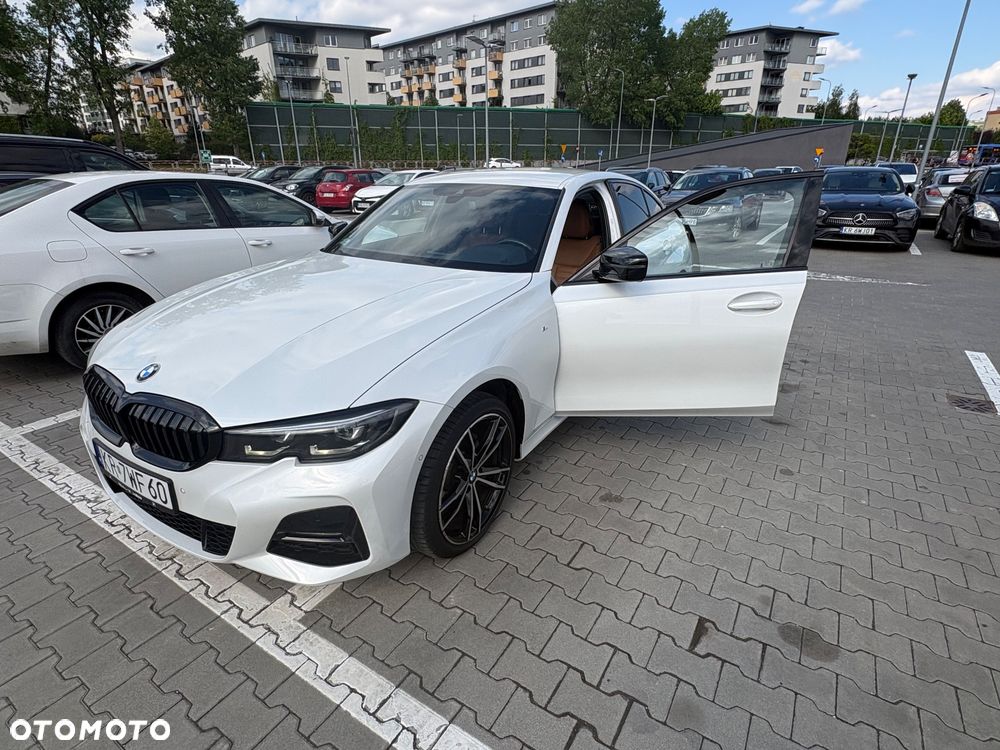 BMW Seria 3 320d xDrive - 12