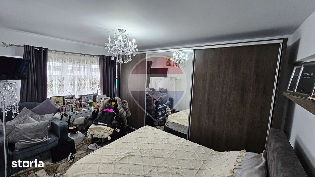 Apartament cu 2 camere de vânzare în zona Central Tg Neamt — fotografia 2