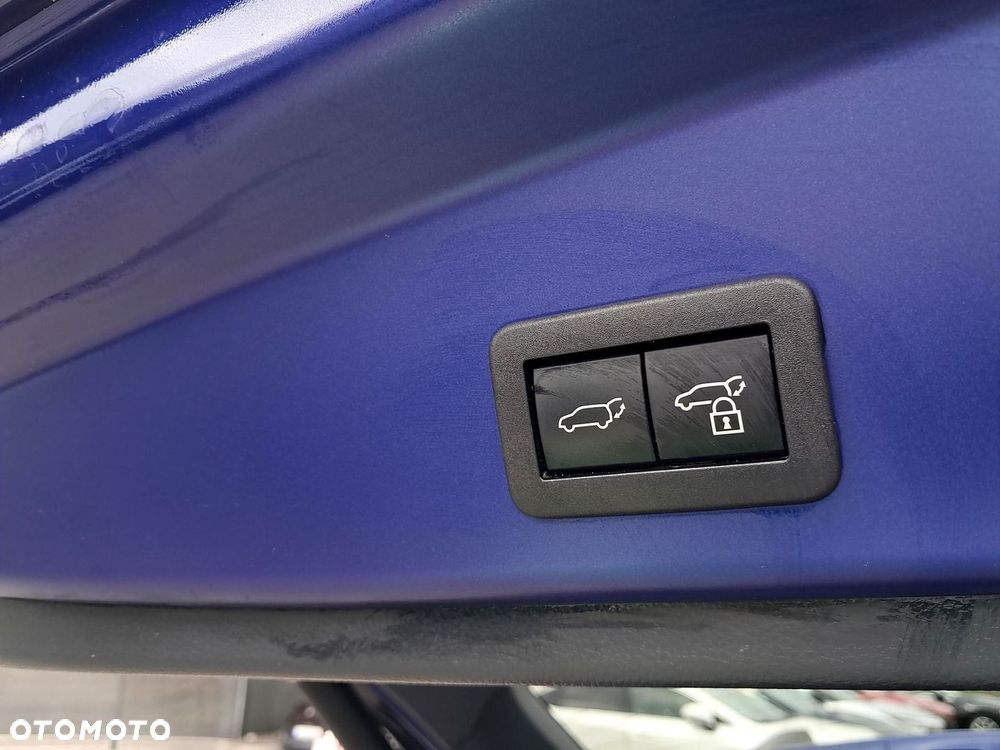 Toyota Corolla Cross - 13