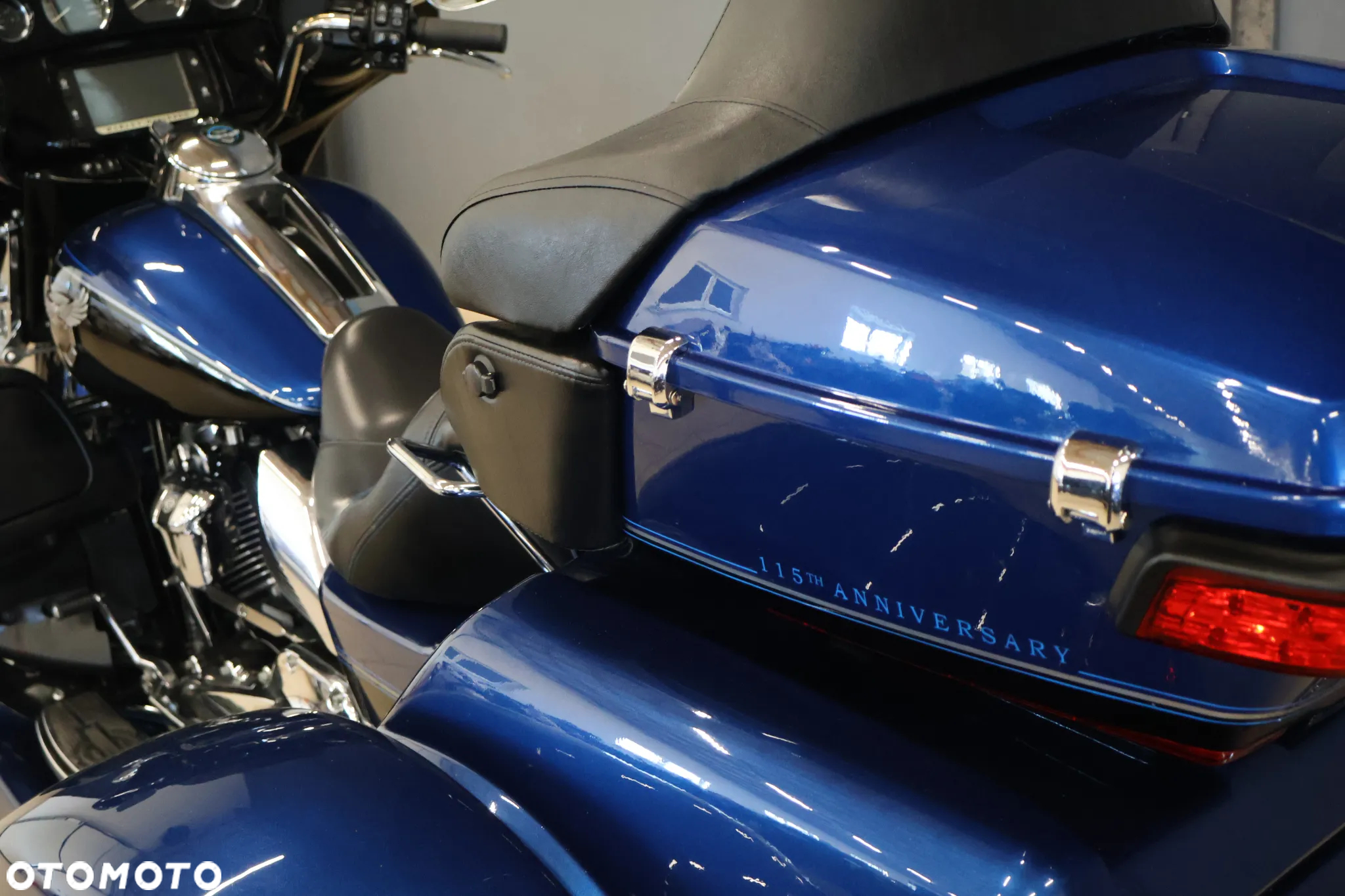 Harley-Davidson FLHS Electra Glide - 12
