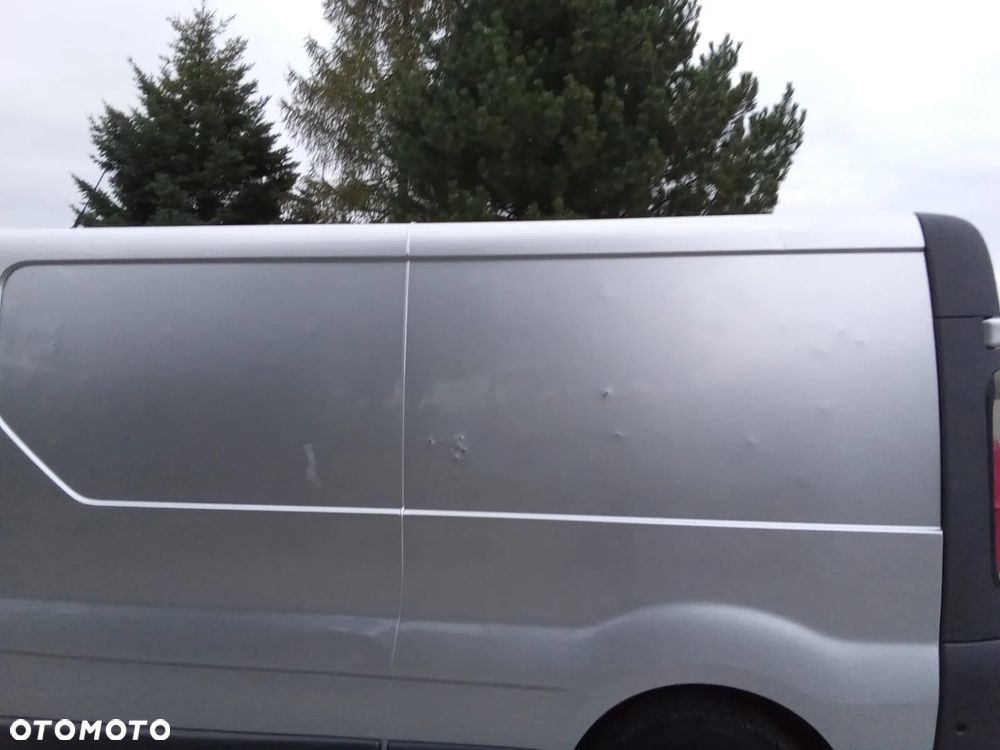 Opel Vivaro - 8