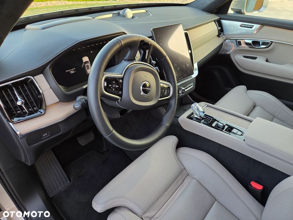 Volvo XC 90 - 6