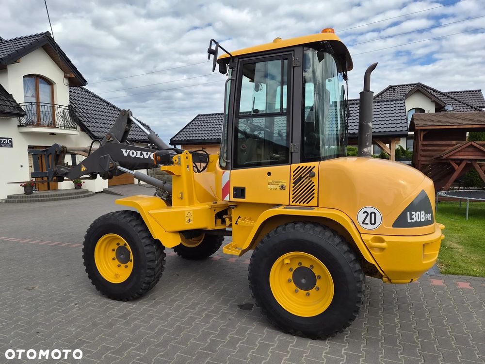 Volvo L30B Pro - 9