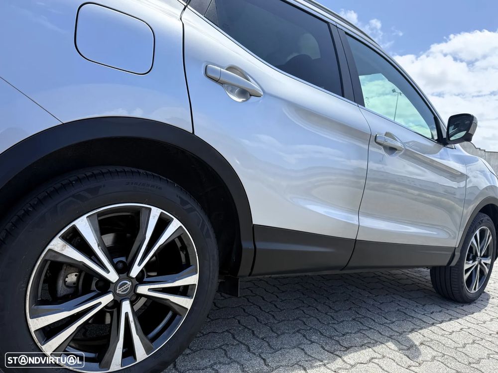 Nissan Qashqai 1.2 DIG-T N-Connecta 18 Xtronic - 19