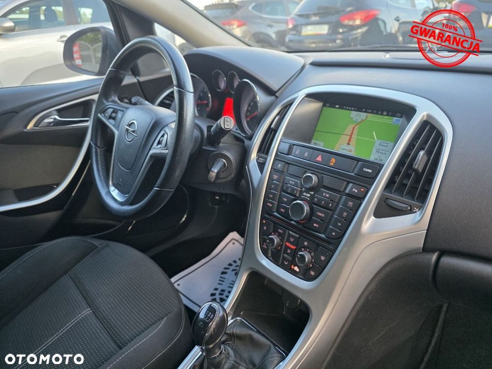 Opel Astra 1.4 Turbo Exklusiv - 26