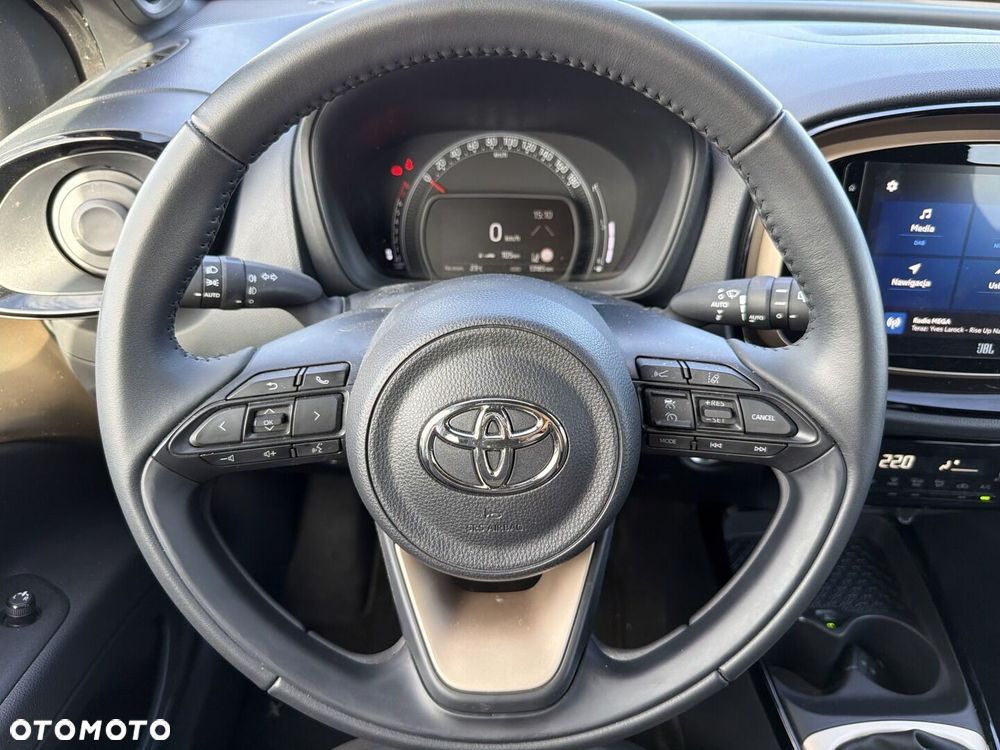 Toyota Aygo X - 12