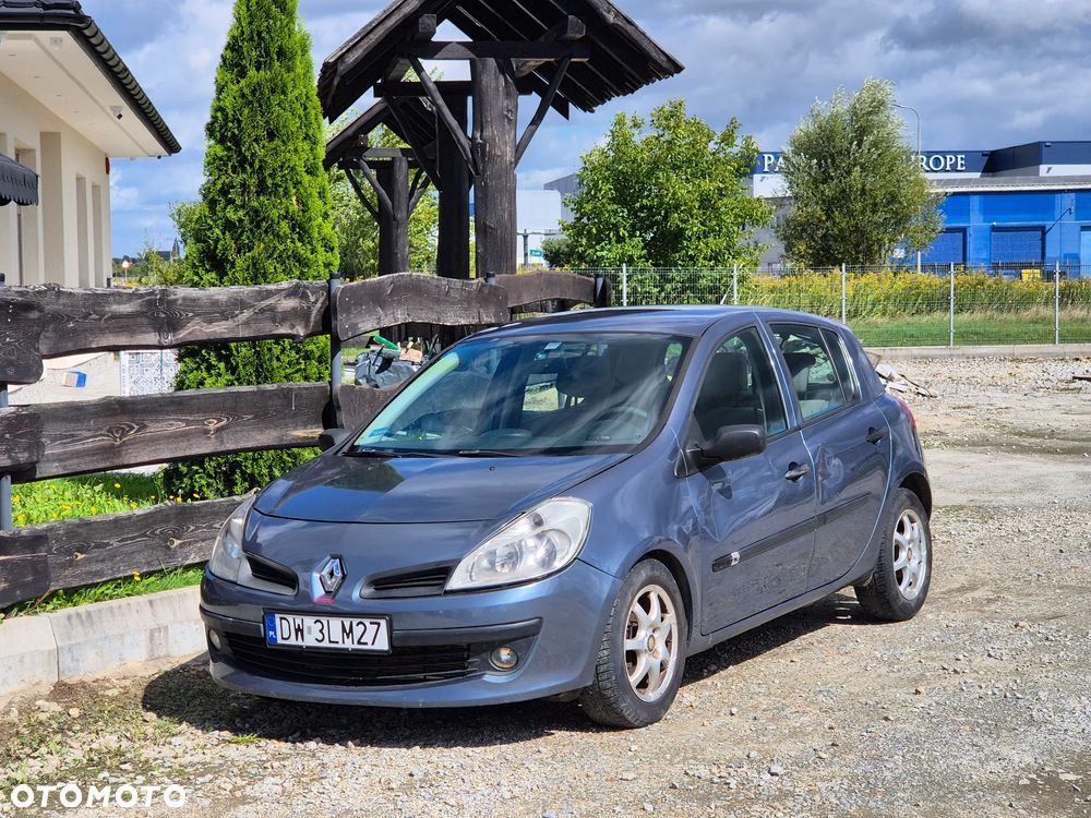Renault Clio 1.5 dCi Dynamique - 1