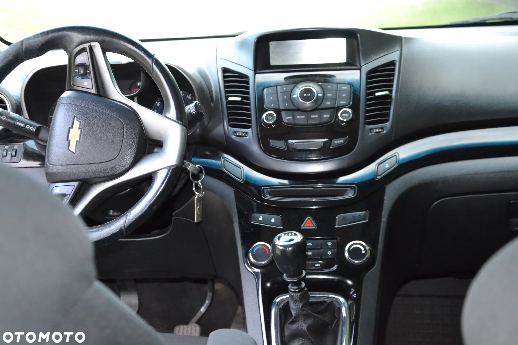Chevrolet Orlando - 10