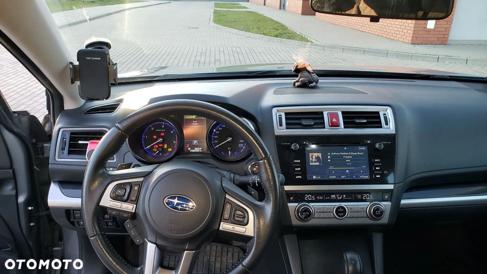 Subaru Outback 2.0D Exclusive Lineartronic - 12