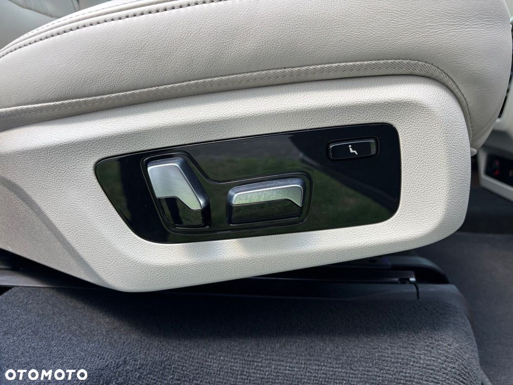 BMW X7 xDrive40d mHEV sport - 24