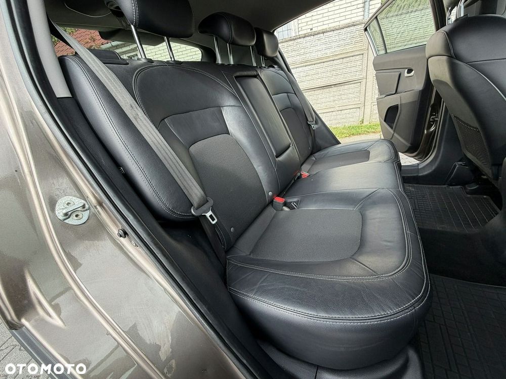 Kia Sportage 1.7 CRDI Business Line L 2WD - 28
