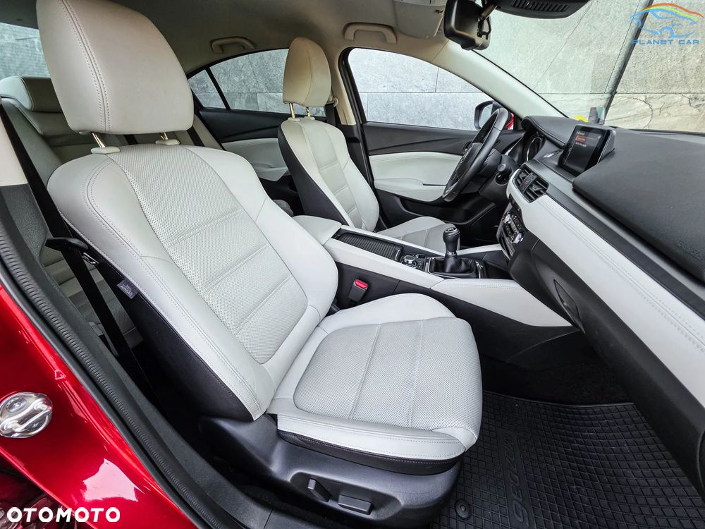Mazda 6 2.0 SkyPassion - 19