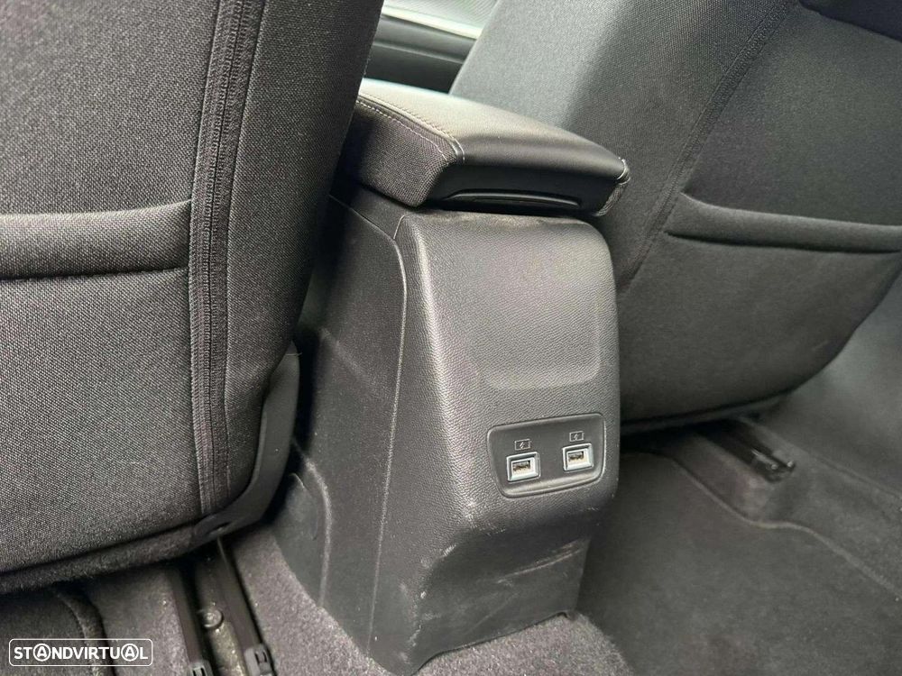 Peugeot 208 1.2 PureTech Allure Pack EAT8 - 17