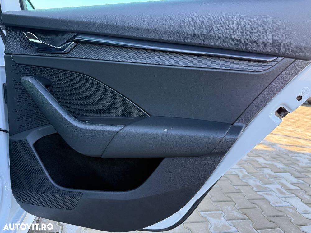 Skoda Octavia 1.5 TSI DSG MHEV Ambition - 17