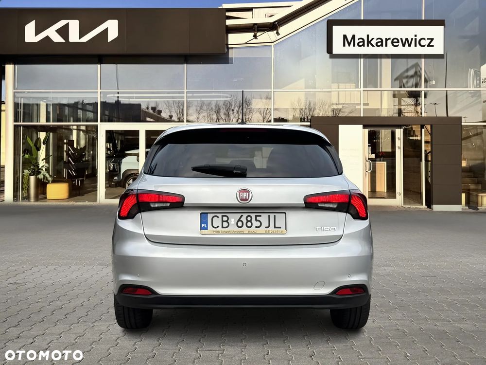 Fiat Tipo 1.4 T-Jet 16v Lounge EU6 - 4
