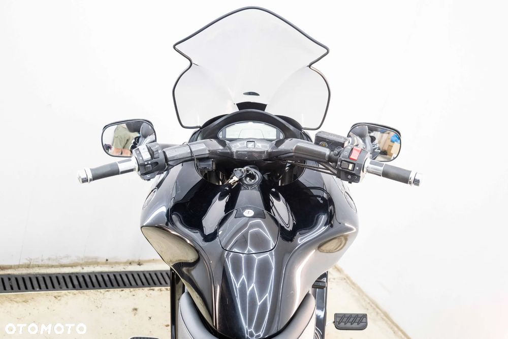 Honda DN-01 - 24