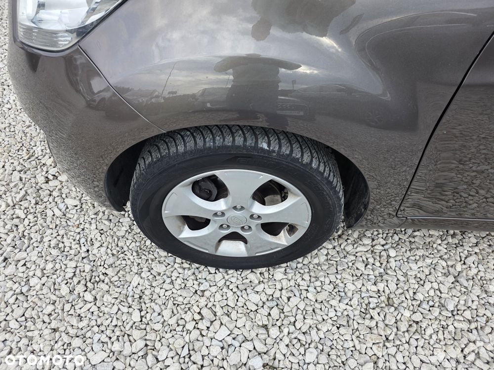 Kia Venga 1.6 Business Line - 16