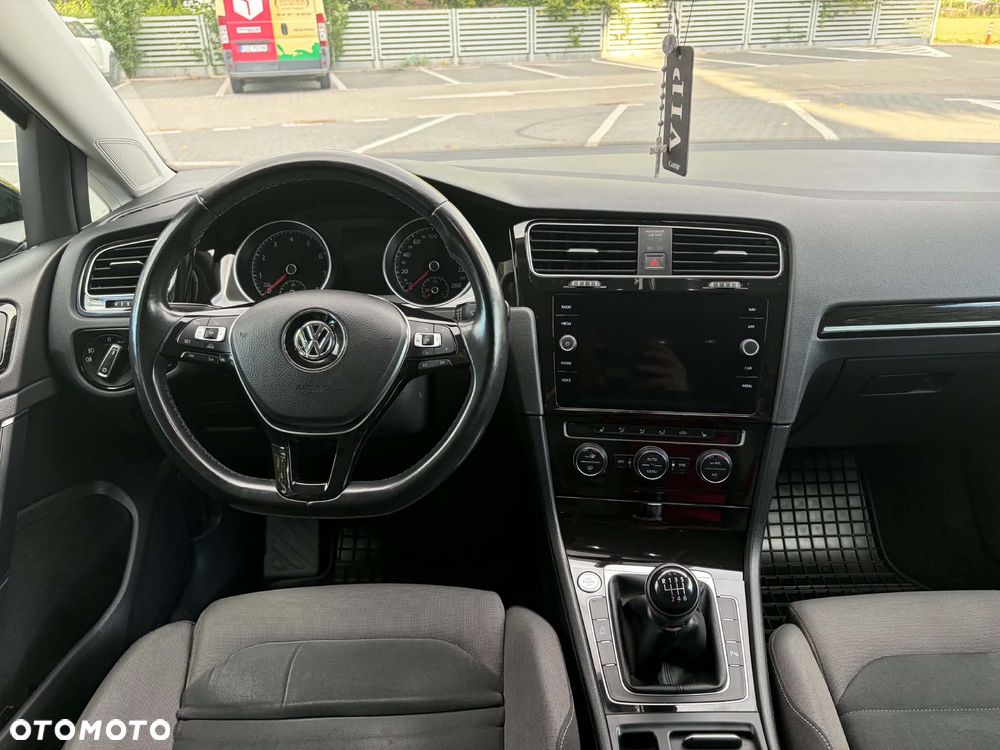 Volkswagen Golf 1.4 TSI BMT Highline - 30