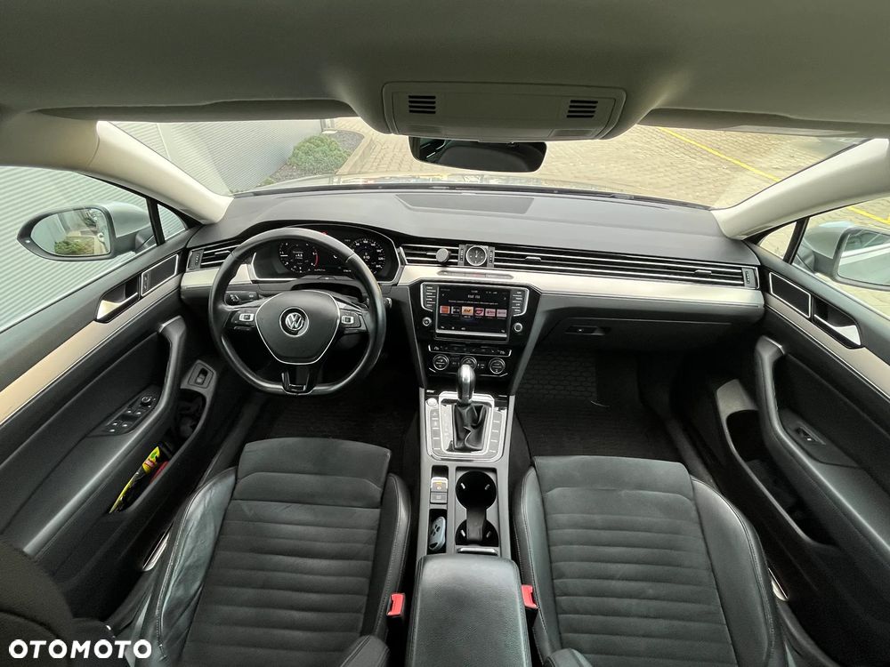 Volkswagen Passat 2.0 TDI BMT Highline DSG - 12