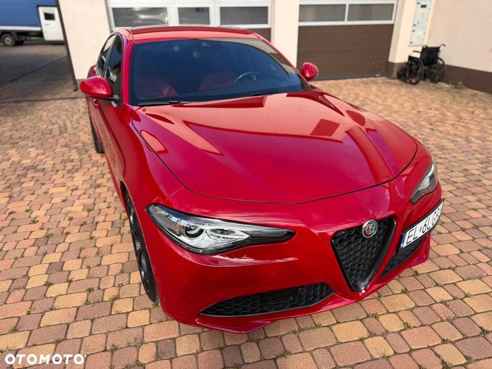Alfa Romeo Giulia - 4