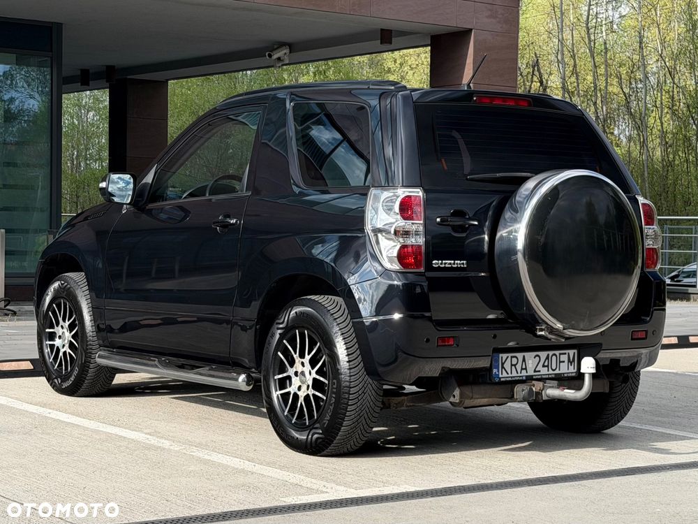 Suzuki Grand Vitara 1.6 Comfort - 16