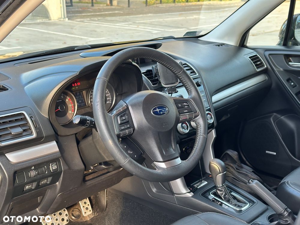 Subaru Forester 2.0XT Comfort Lineartronic EU6 - 12