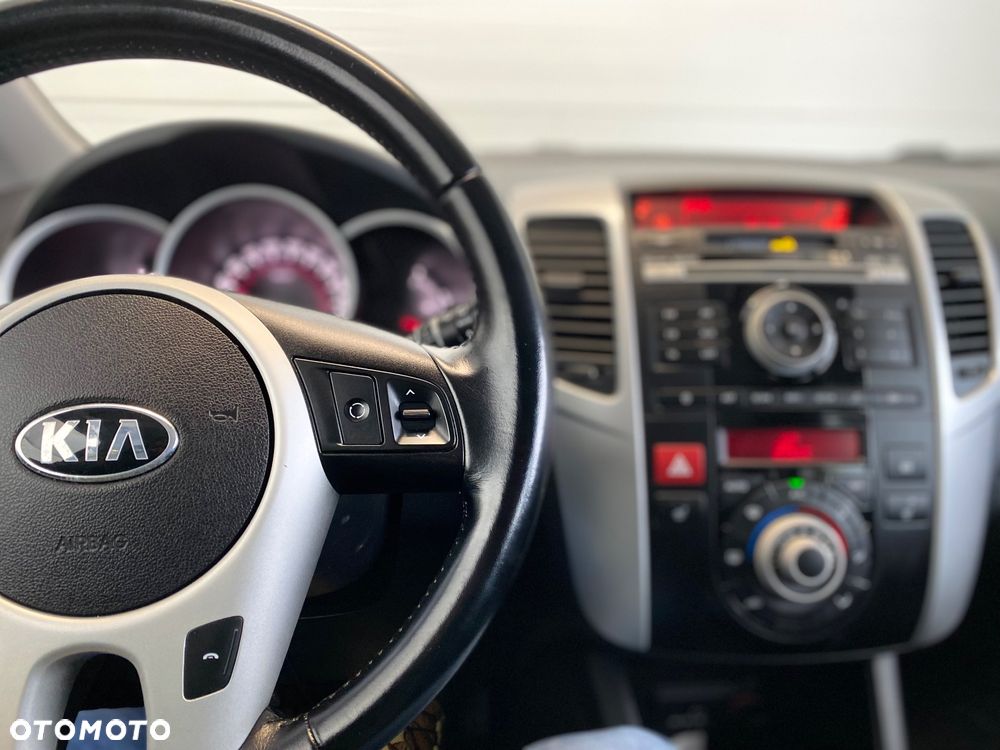 Kia Venga 1.6 CRDi XL - 21