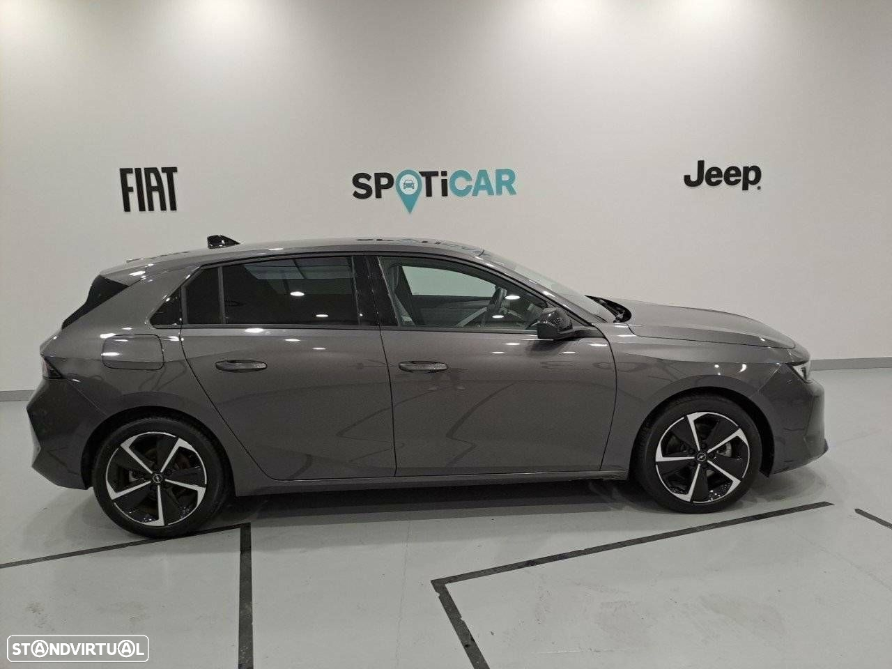 Opel Astra 1.5 D Elegance Aut. - 4
