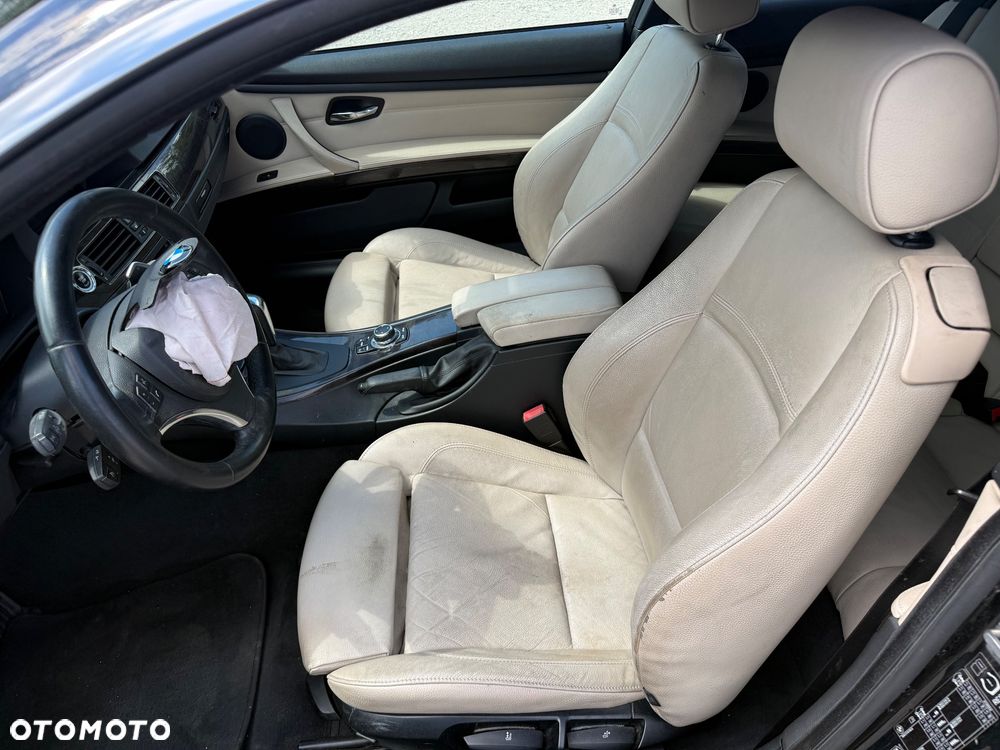 BMW Seria 3 320d Edition Exclusive - 9