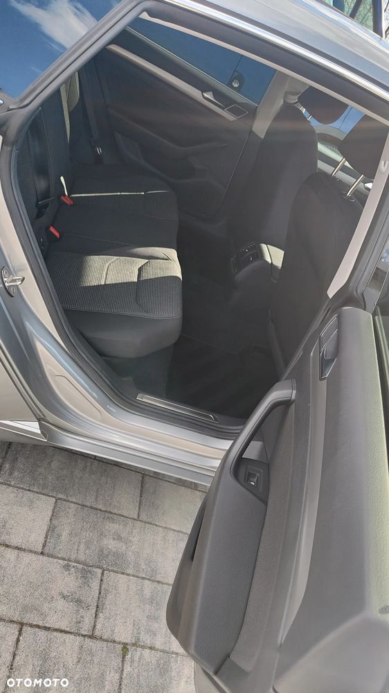 Volkswagen Arteon 2.0 TDI SCR DSG - 22