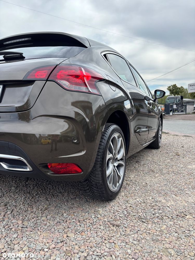 Citroën DS4 HDi 165 SportChic - 11