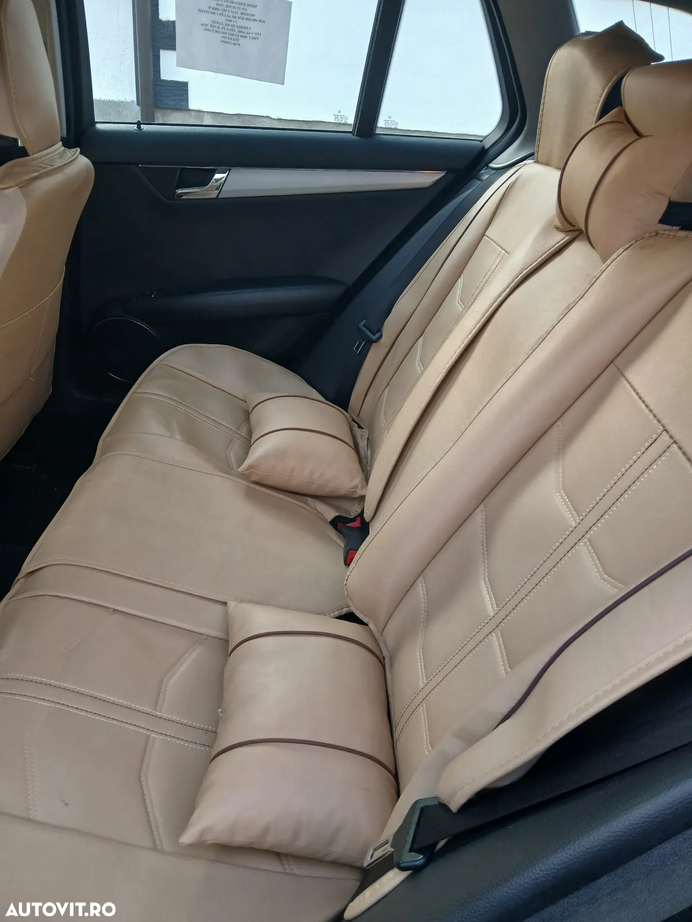 Mercedes-Benz C - 8
