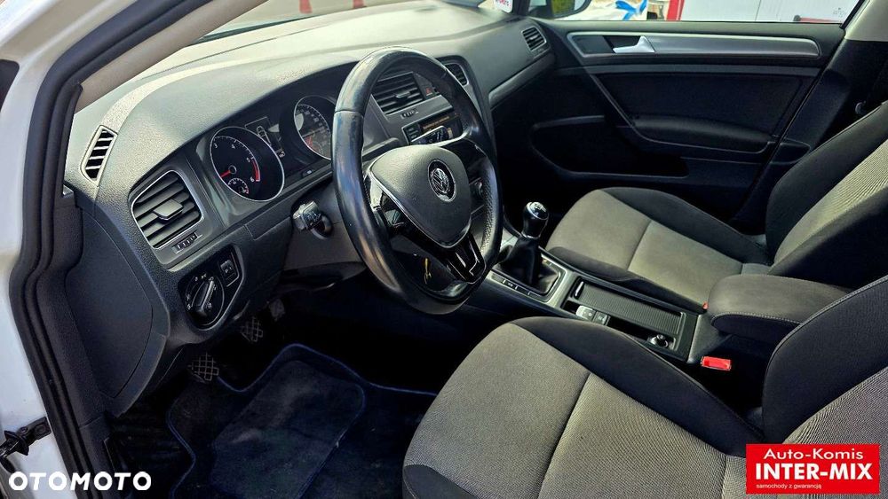 Volkswagen Golf - 35