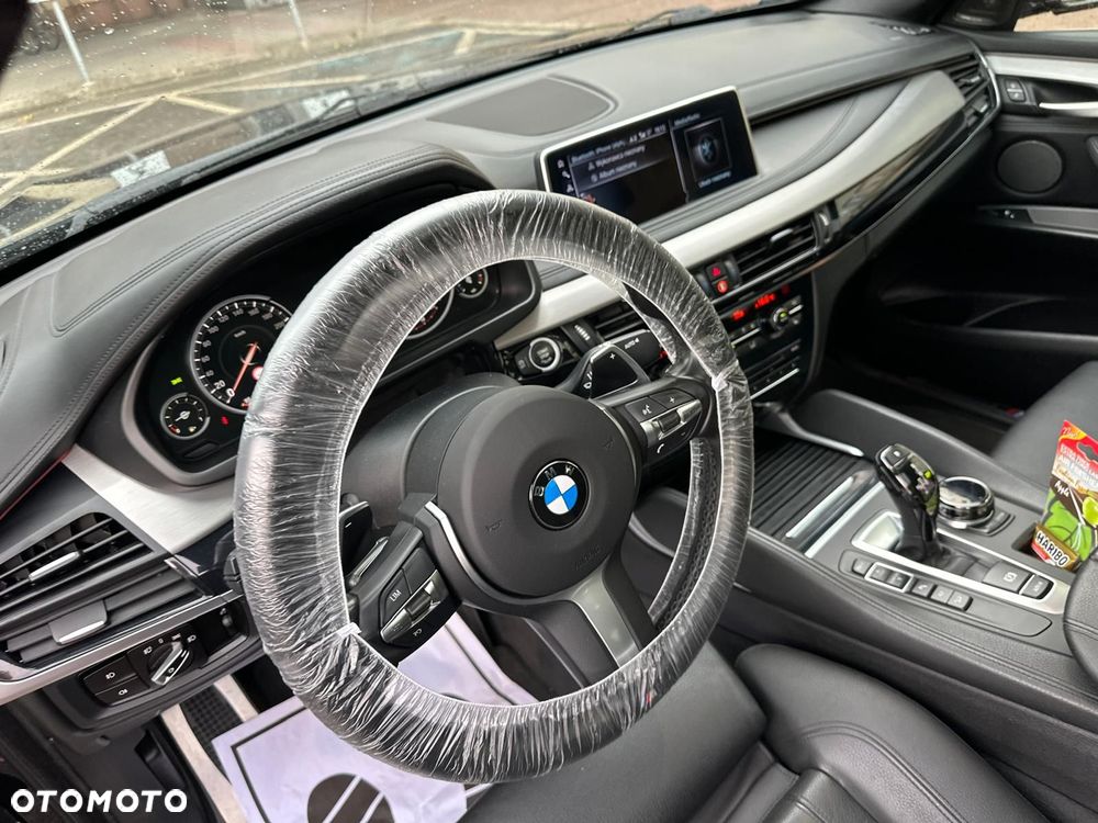 BMW X6 xDrive30d - 10