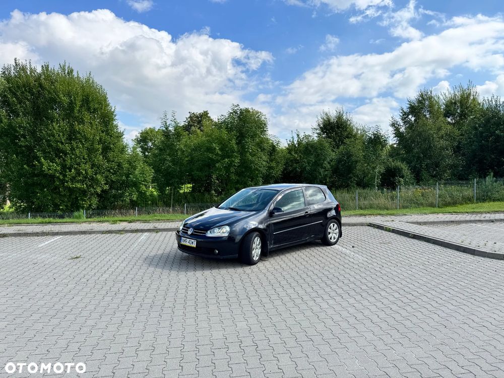 Volkswagen Golf 2.0 TDI Sportline - 32