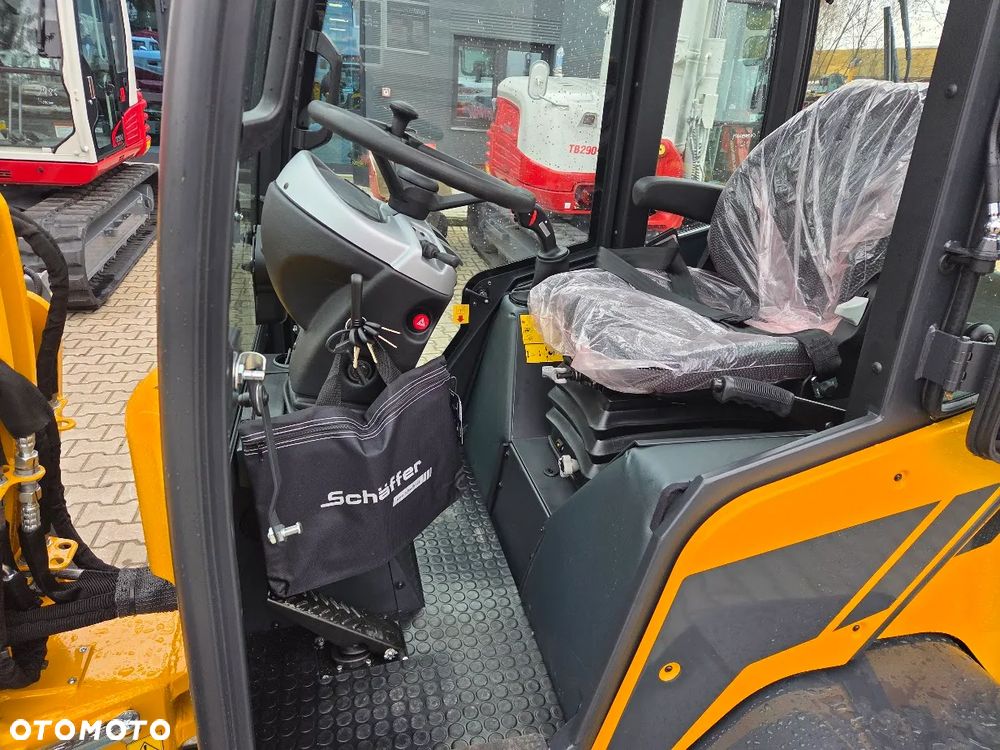 Schäffer Ładowarka Miniładowarka Schaffer 2445S - 2515kg Łyżka + Widły - 13