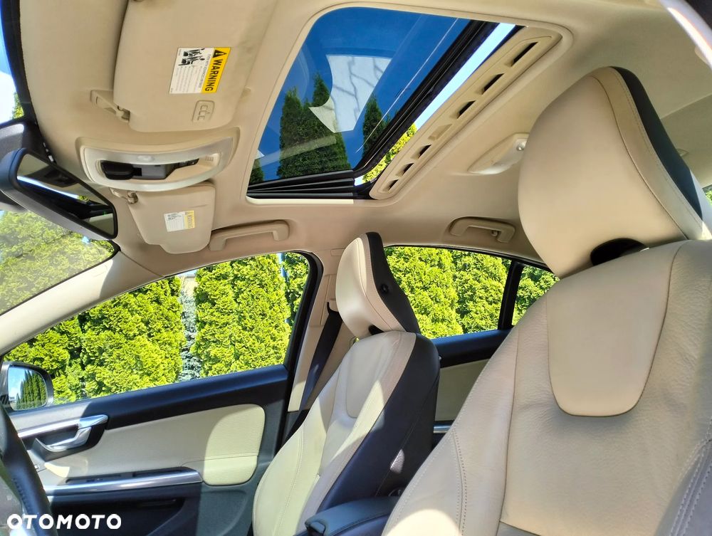 Volvo S60 T6 AWD Geartronic Kinetic - 13