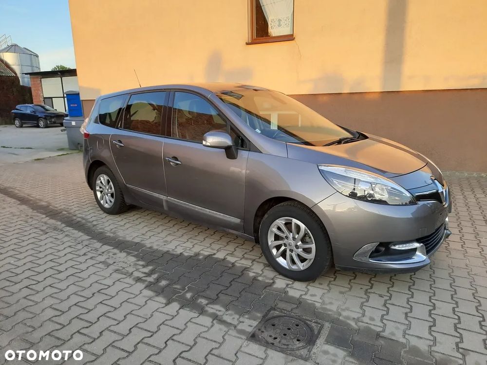 Renault Grand Scenic - 5