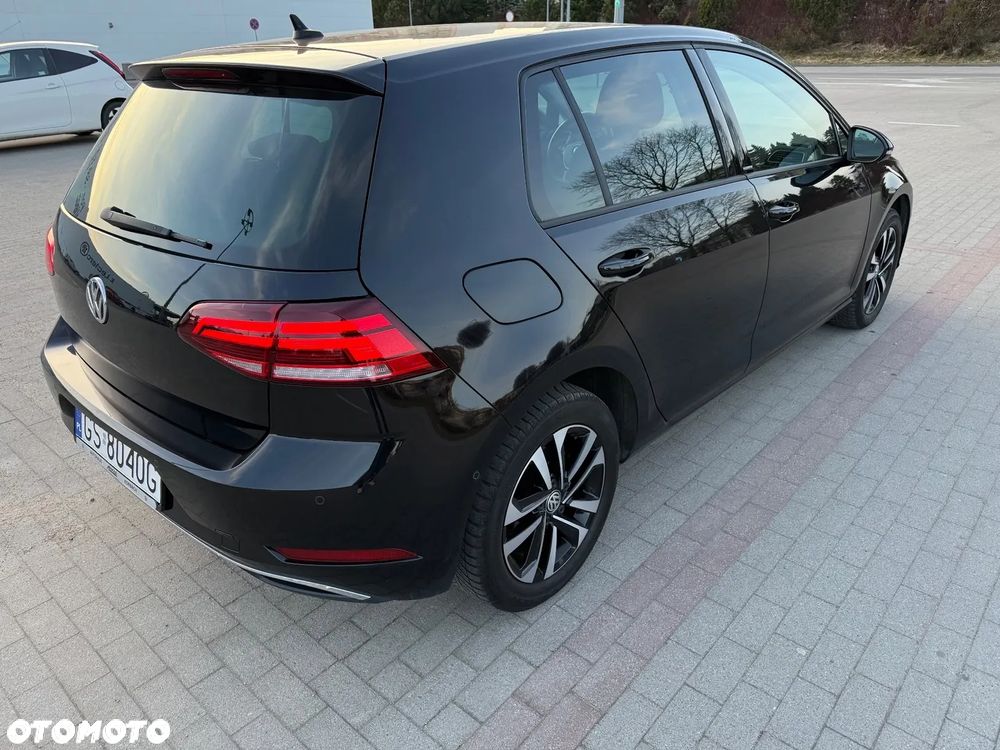 Volkswagen Golf - 3