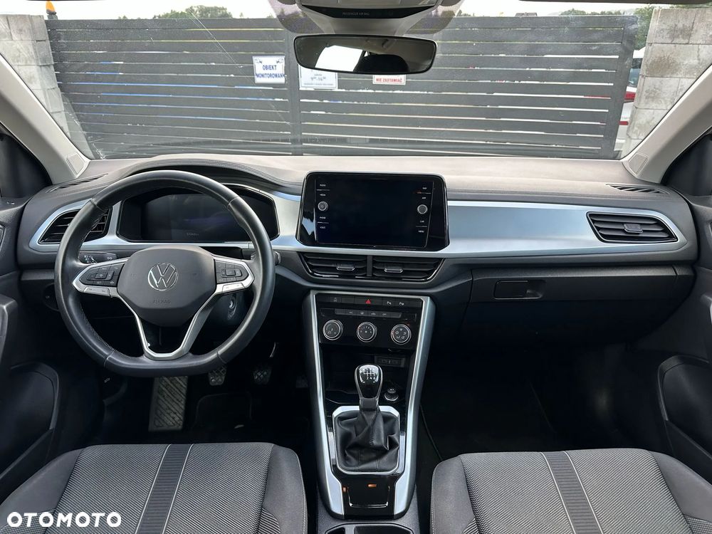 Volkswagen T-Roc - 11