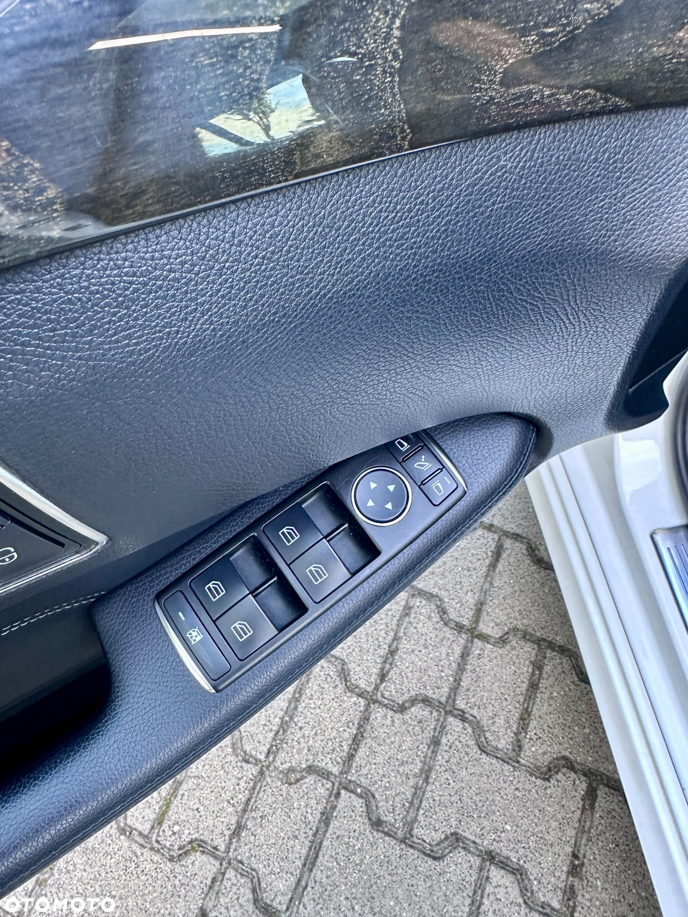 Mercedes-Benz Klasa E 200 CDI 7G-TRONIC - 23