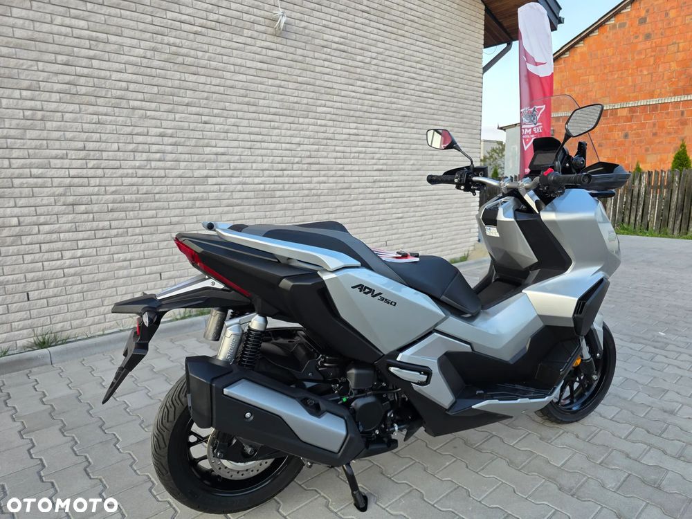 Honda ADV350 - 5