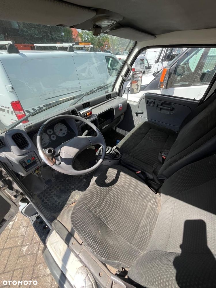 Nissan Cabstar GSP04LP - 3