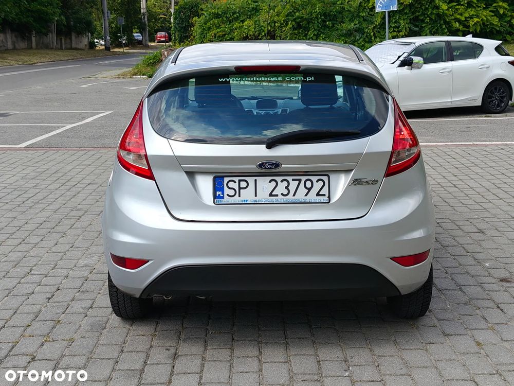 Ford Fiesta 1.4 TDCi Silver X plus - 14
